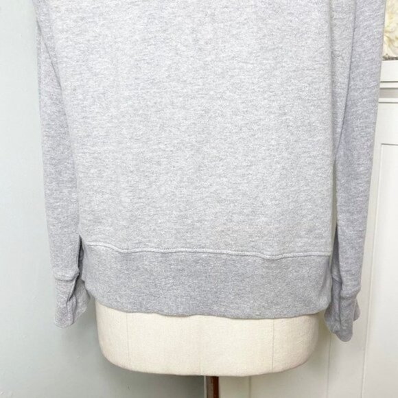 Tommy Hilfiger Logo Crewneck Sweatshirt Pullover Gray Size Medium - Picture 10 of 13